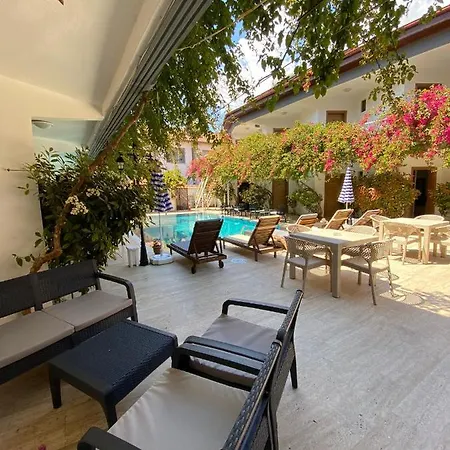 Eon Dalyan Boutiqie Couette-café *