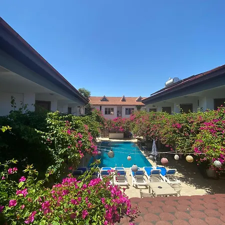 Eon Dalyan Boutiqie * Ортаджа